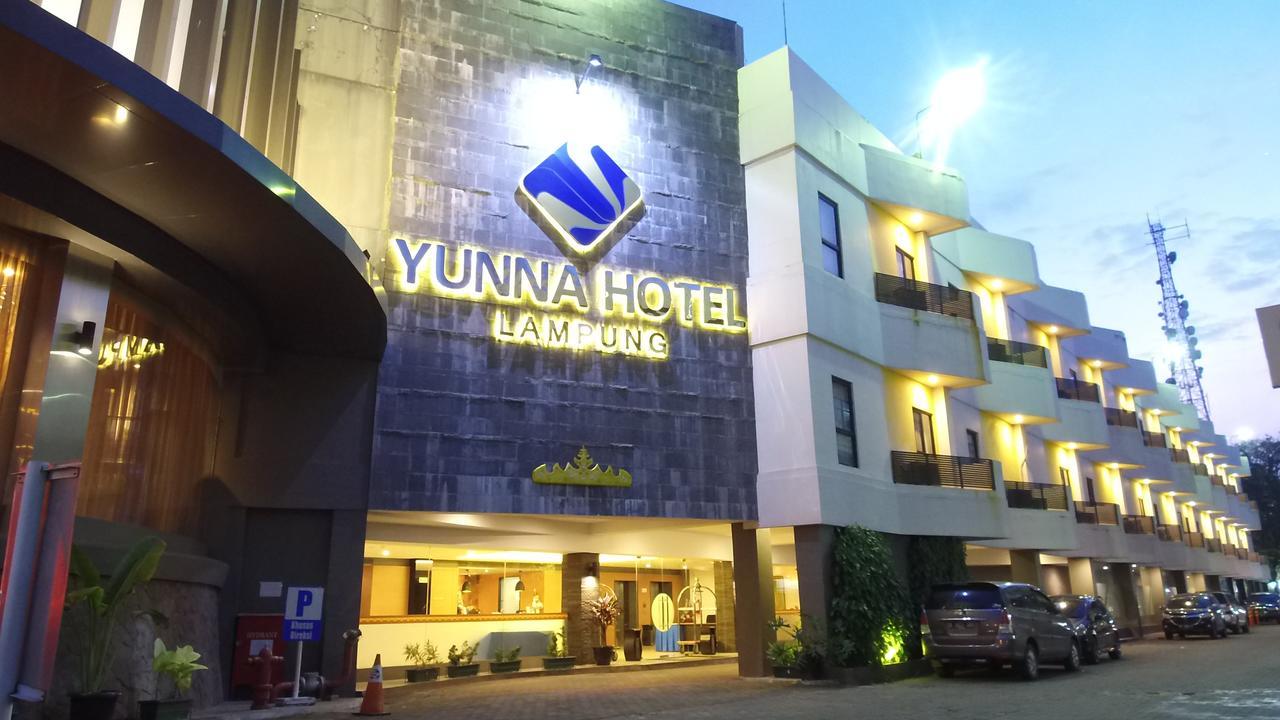 Yunna Hotel Lampung Bandar Lampung Exterior foto